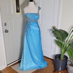 Elegant Blue Embelished And Rouchhed Evening Gown